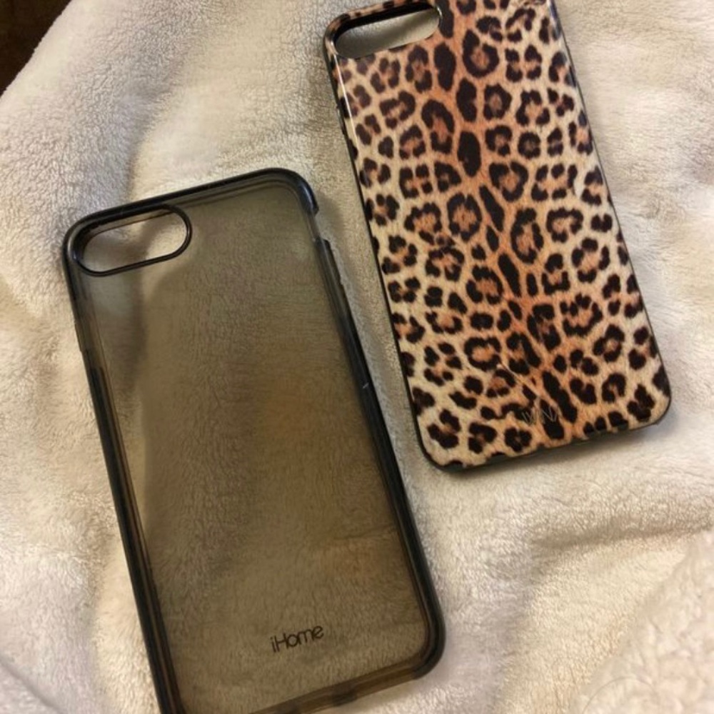 2 sets of iPhone 7+ cases